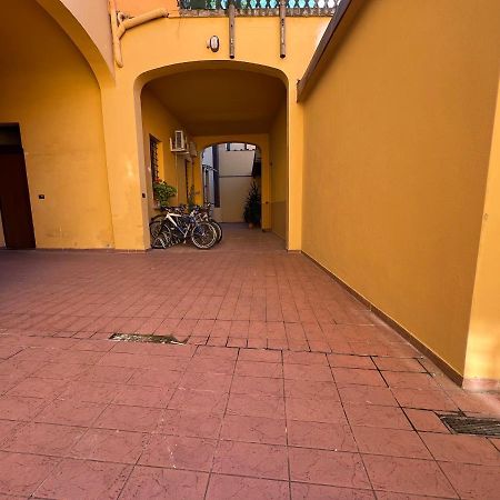 Housmart Senzanome 9/3 Apartment Bologna Exterior photo