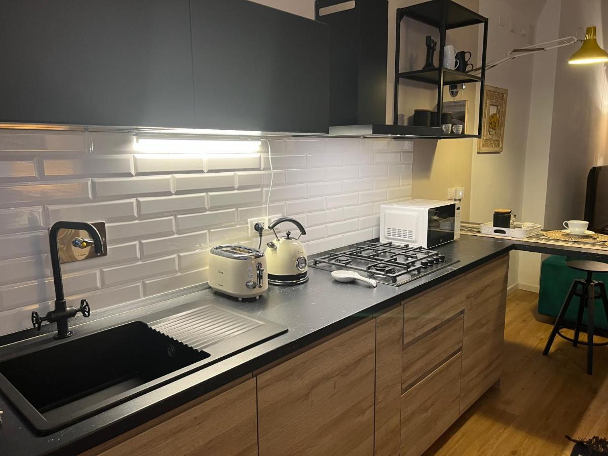 Housmart Senzanome 9/3 Apartment Bologna Exterior photo